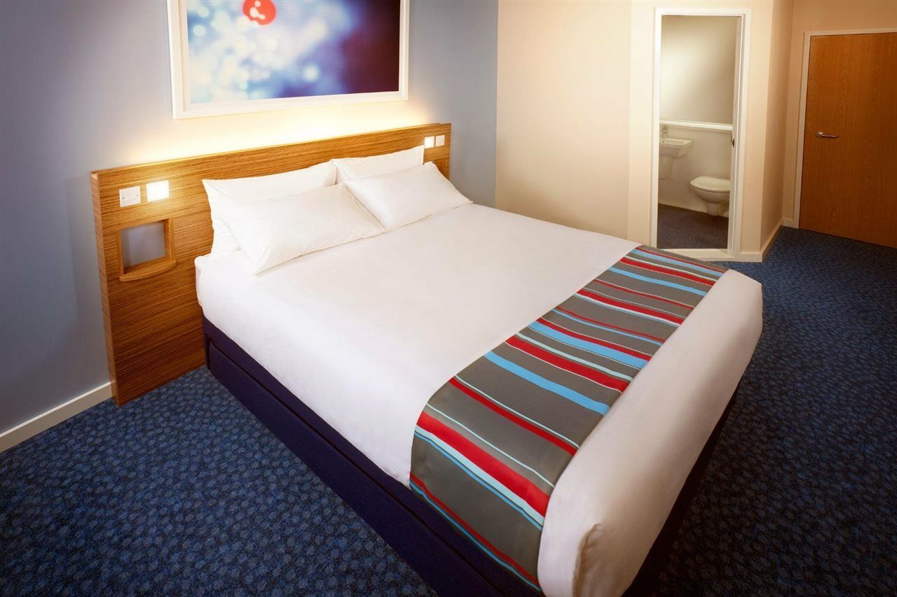 Travelodge Thame Exteriér fotografie